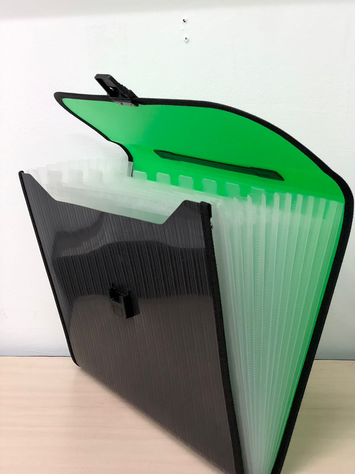 Miniatura 2 de Carpeta Expandible Tamaño Oficio